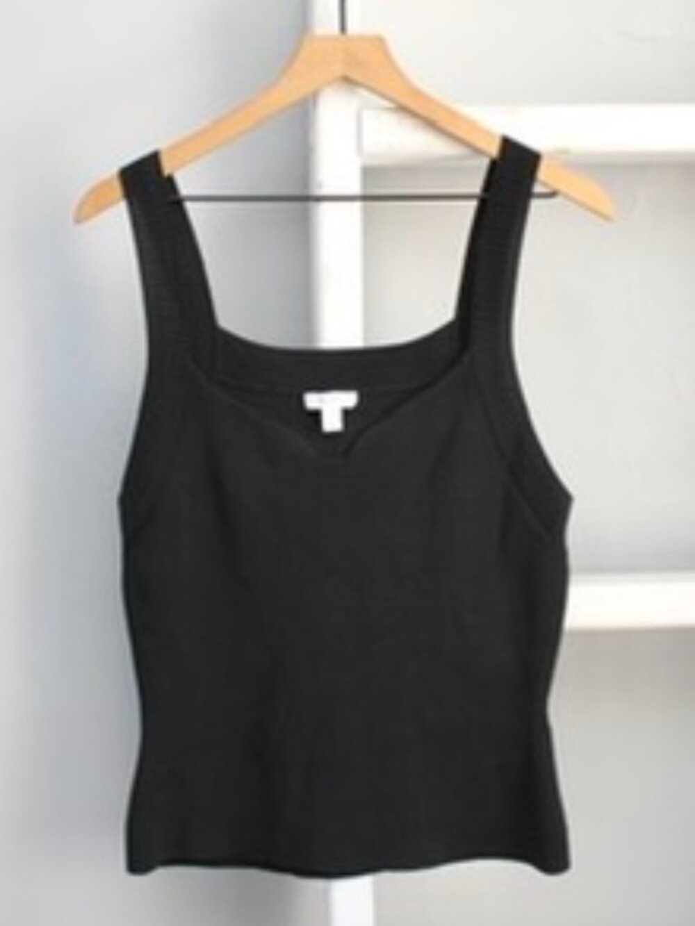Black Ribbed Knit Tank Top - Women - Picture 3 of 10